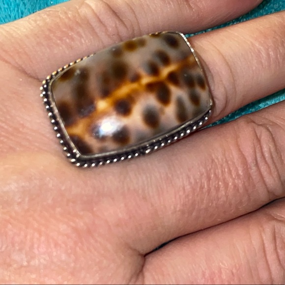 Wild Ocean Sea Shell Handcrafted Natural Gemstone ring - Picture 2 of 6